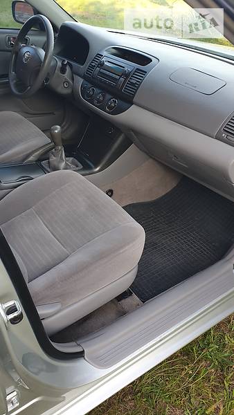 Седан Toyota Camry 2005 в Камне-Каширском