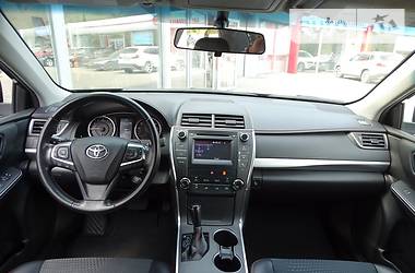 Седан Toyota Camry 2016 в 