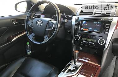 Седан Toyota Camry 2012 в 