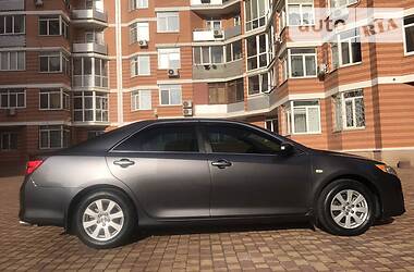 Седан Toyota Camry 2013 в Одессе