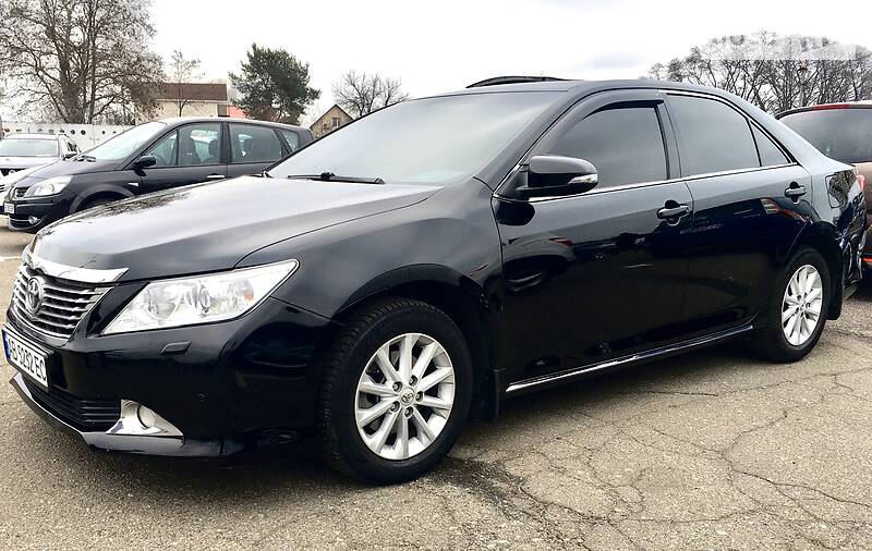 Седан Toyota Camry 2011 в Києві