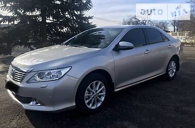 Седан Toyota Camry 2014 в 