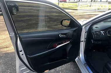 Седан Toyota Camry 2014 в 