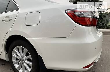 Седан Toyota Camry 2015 в Киеве