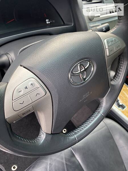 Седан Toyota Camry 2006 в Кривому Розі