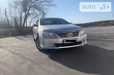 Седан Toyota Camry 2013 в 