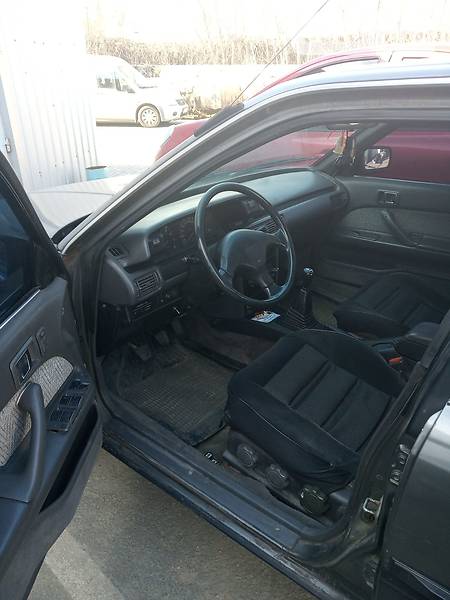 Седан Toyota Camry 1987 в Херсоні