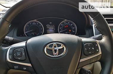 Седан Toyota Camry 2016 в 