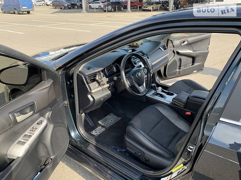 Седан Toyota Camry 2012 в Киеве фото 10 Седан Toyota Camry 2012 в Киеве