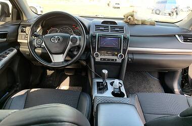 Седан Toyota Camry 2012 в 