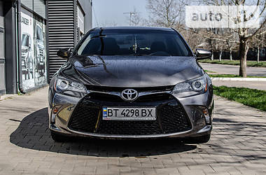 Седан Toyota Camry 2015 в 