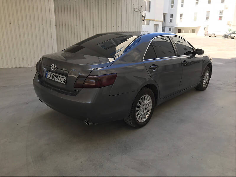 Седан Toyota Camry 2007 в 