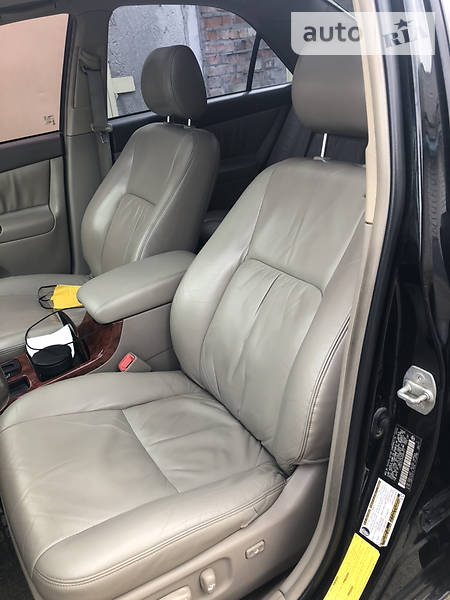 Седан Toyota Camry 2004 в Києві