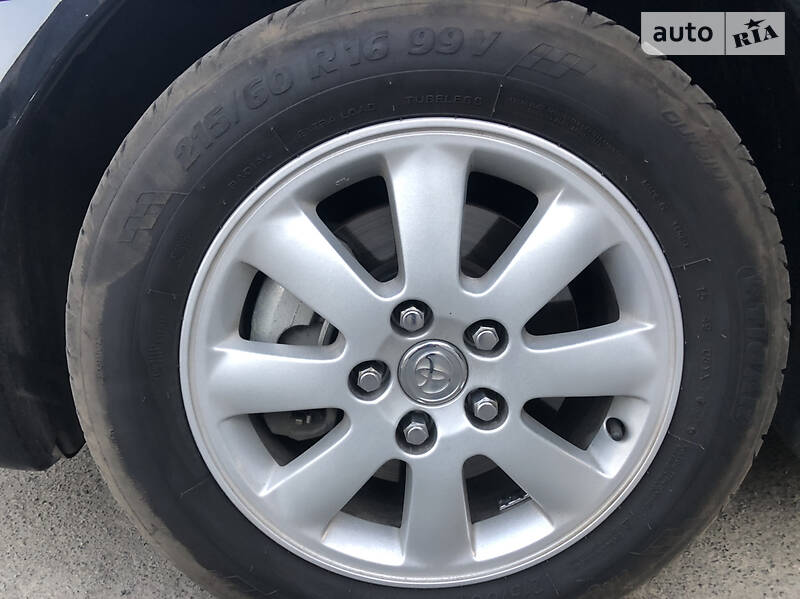 Седан Toyota Camry 2004 в Києві