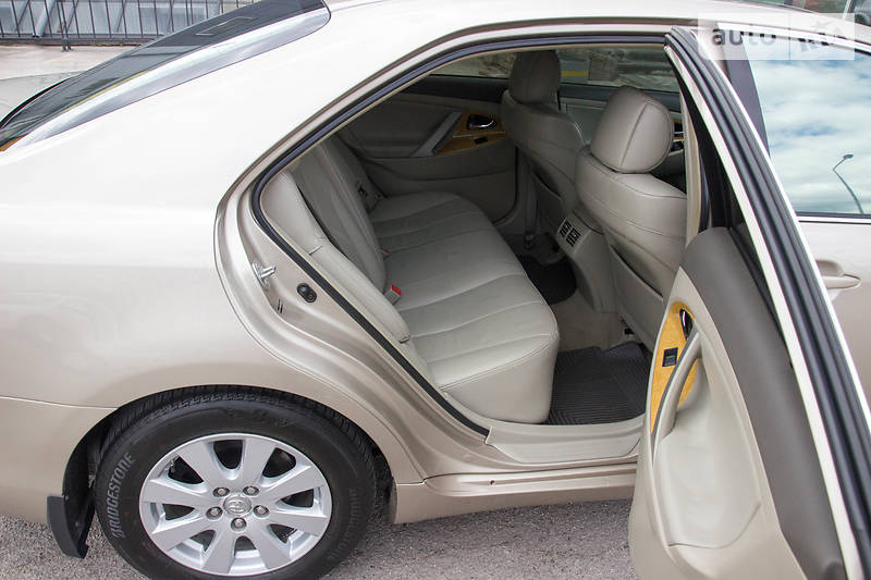 Седан Toyota Camry 2006 в Запоріжжі
