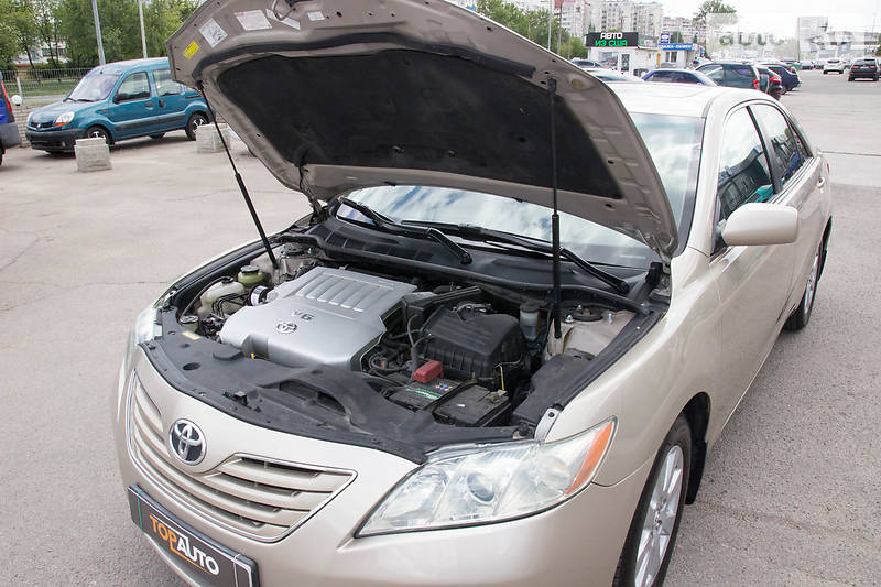 Седан Toyota Camry 2006 в Запоріжжі