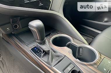 Седан Toyota Camry 2017 в 