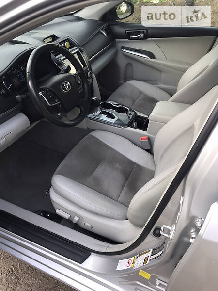Седан Toyota Camry 2012 в Харкові