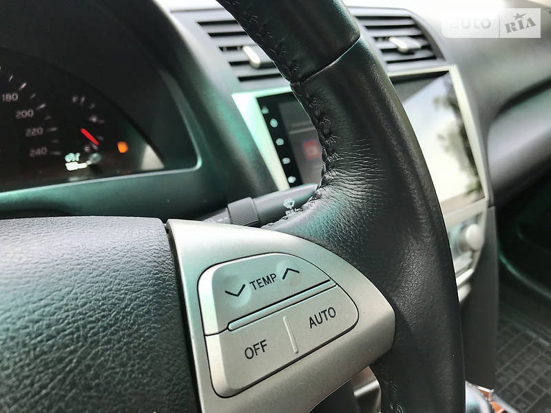Седан Toyota Camry 2008 в Харкові