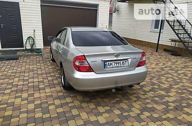 Седан Toyota Camry 2002 в 