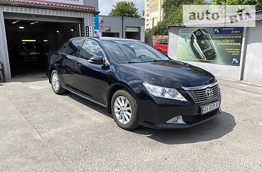 Седан Toyota Camry 2012 в 