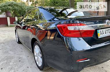 Седан Toyota Camry 2013 в 