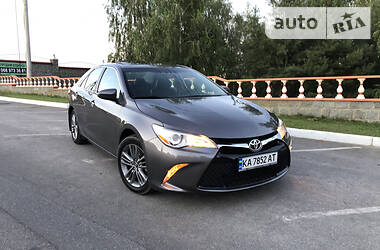 Седан Toyota Camry 2014 в Киеве