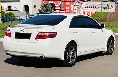 Седан Toyota Camry 2009 в 