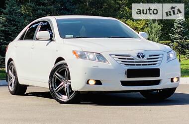 Седан Toyota Camry 2009 в 