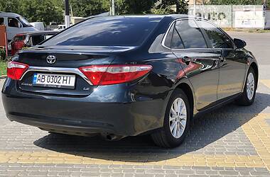 Седан Toyota Camry 2015 в 