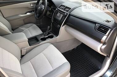 Седан Toyota Camry 2015 в 