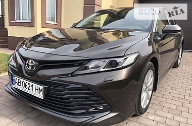 Седан Toyota Camry 2020 в Вінниці