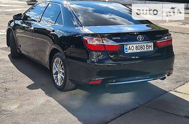 Седан Toyota Camry 2016 в Днепре