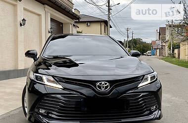 Седан Toyota Camry 2018 в Одессе