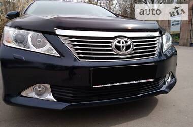 Седан Toyota Camry 2011 в Миколаєві