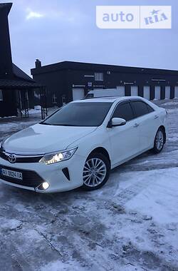 Седан Toyota Camry 2014 в 