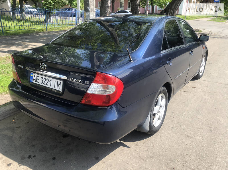 Седан Toyota Camry 2002 в Києві