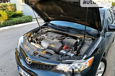 Седан Toyota Camry 2013 в Полтаве