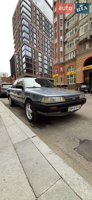 Toyota Camry 1988 Toyota Camry 1988