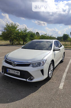 Седан Toyota Camry 2014 в Северодонецке