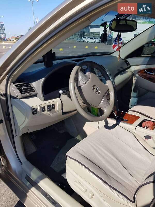 Седан Toyota Camry 2008 в Одессе