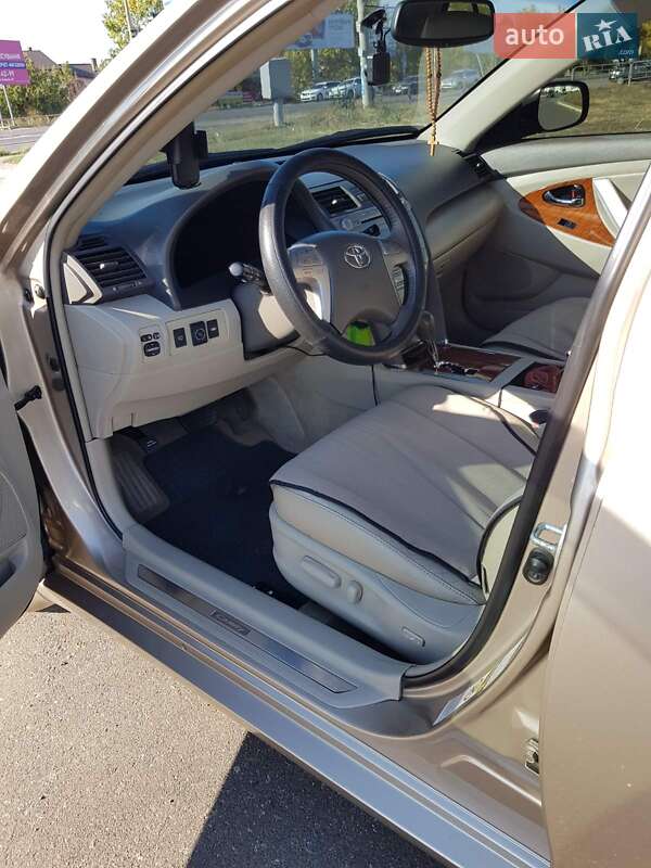 Седан Toyota Camry 2008 в Одессе