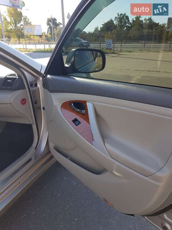 Седан Toyota Camry 2008 в Одессе