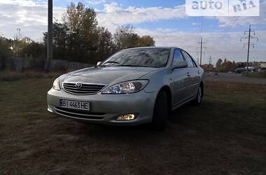 Седан Toyota Camry 2003 в Полтаве