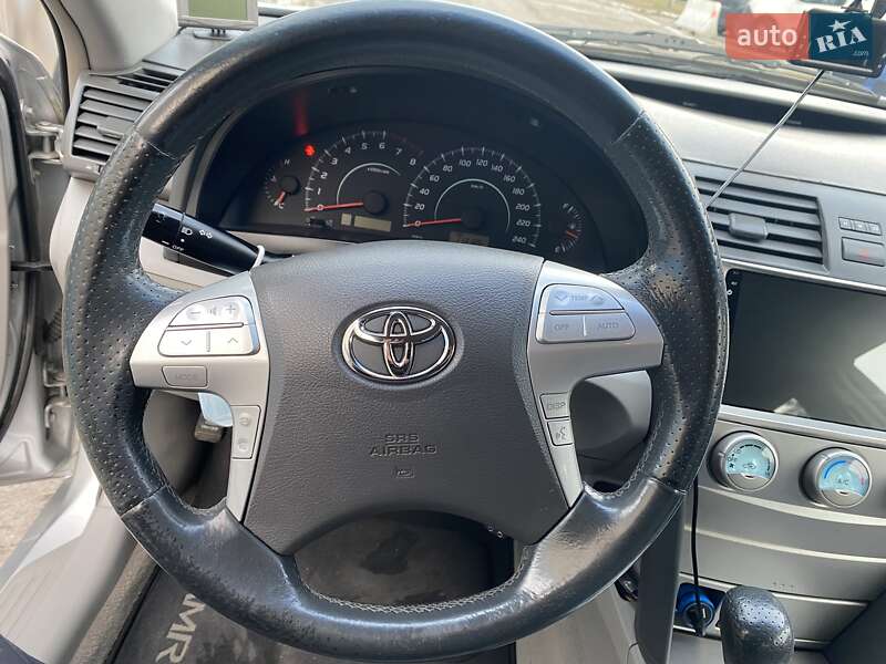 Седан Toyota Camry 2008 в Ивано-Франковске