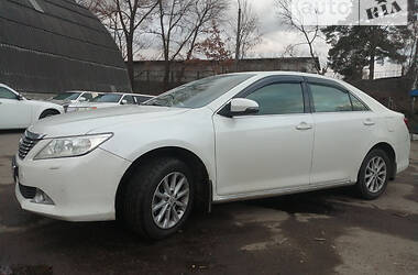 Седан Toyota Camry 2012 в Киеве