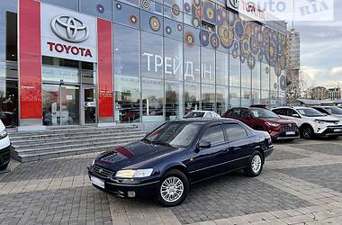 Седан Toyota Camry 1997 в Одесі