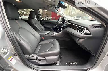 Седан Toyota Camry 2018 в 
