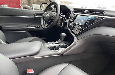 Седан Toyota Camry 2018 в 