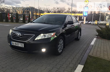 Седан Toyota Camry 2007 в Киеве